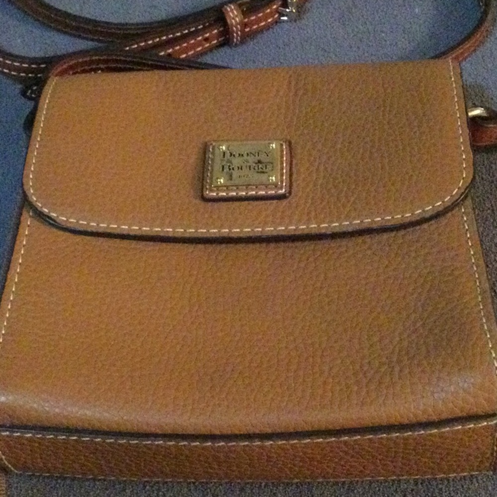 Tan Leather Crossbody Bag with Flap Closure